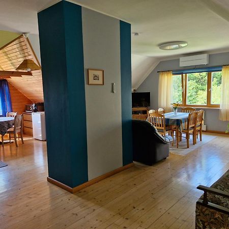 Piibelehe Guest Accommodation Kuressaare Kültér fotó