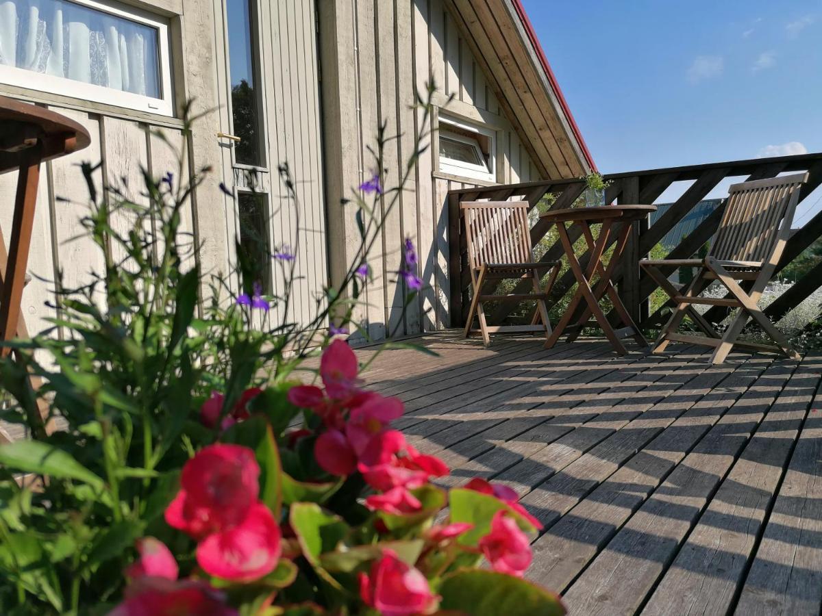 Piibelehe Guest Accommodation Kuressaare Kültér fotó