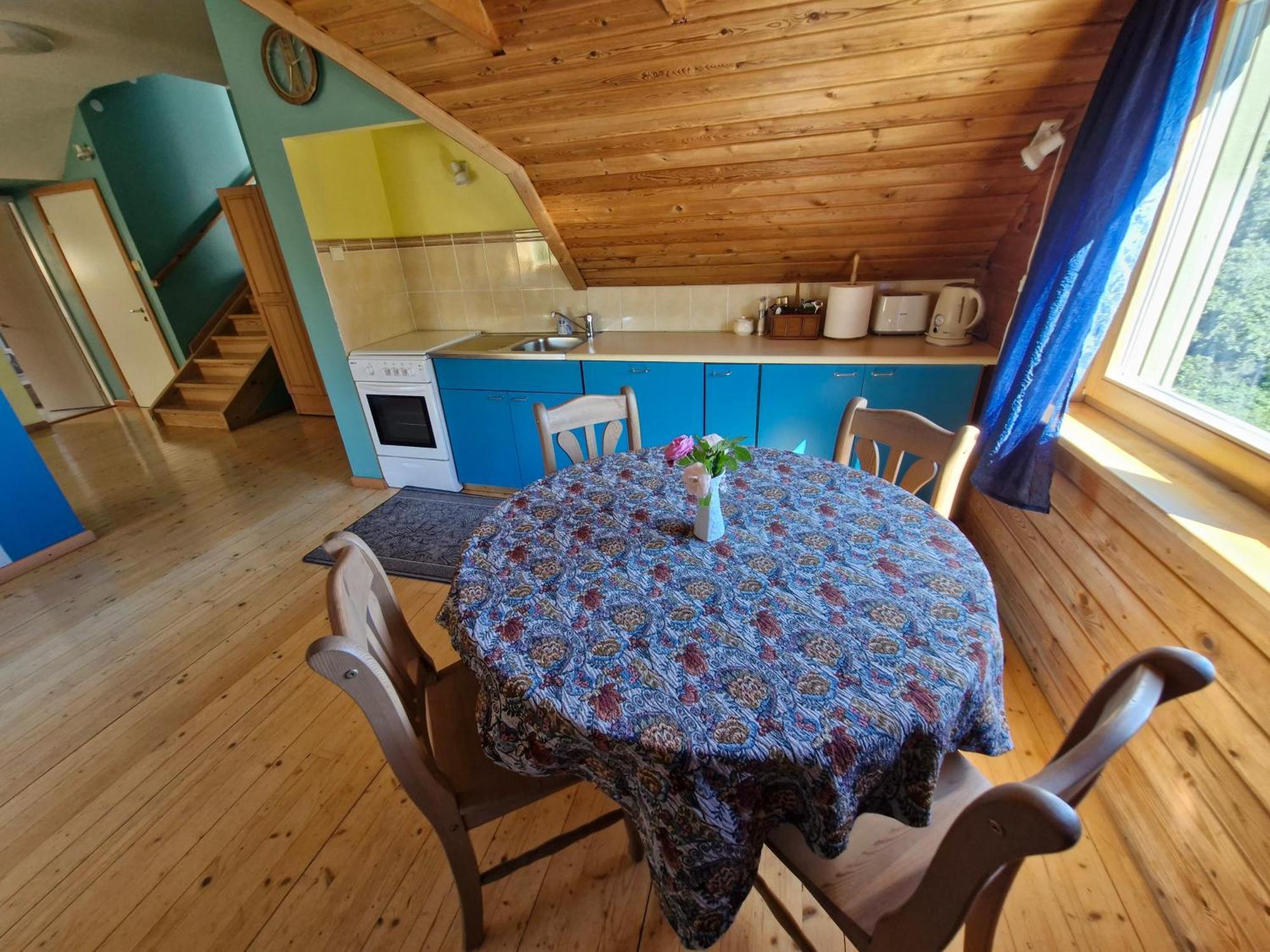 Piibelehe Guest Accommodation Kuressaare Kültér fotó