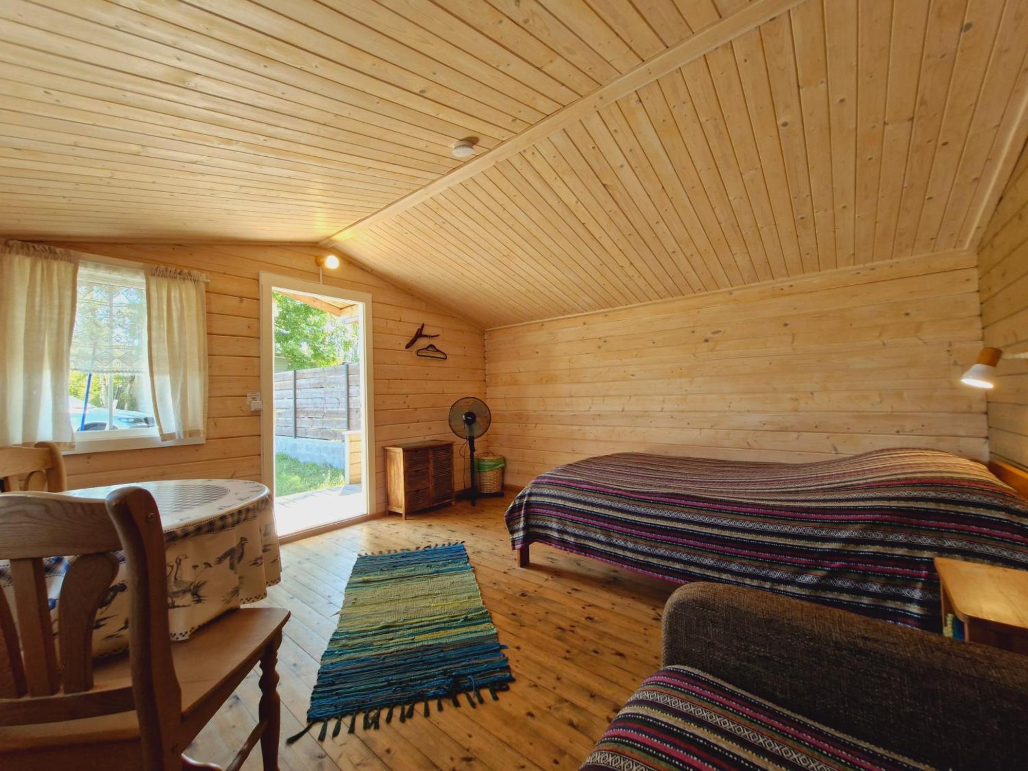 Piibelehe Guest Accommodation Kuressaare Kültér fotó