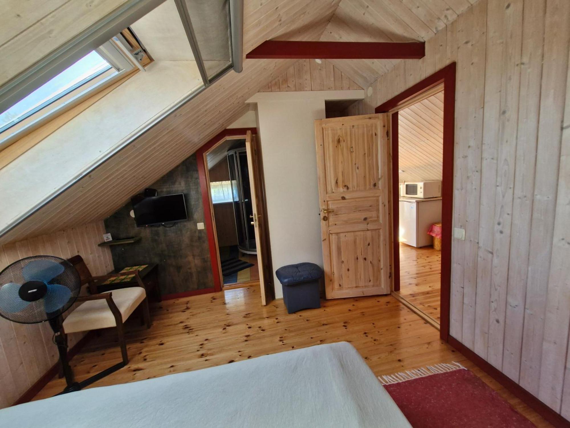 Piibelehe Guest Accommodation Kuressaare Kültér fotó