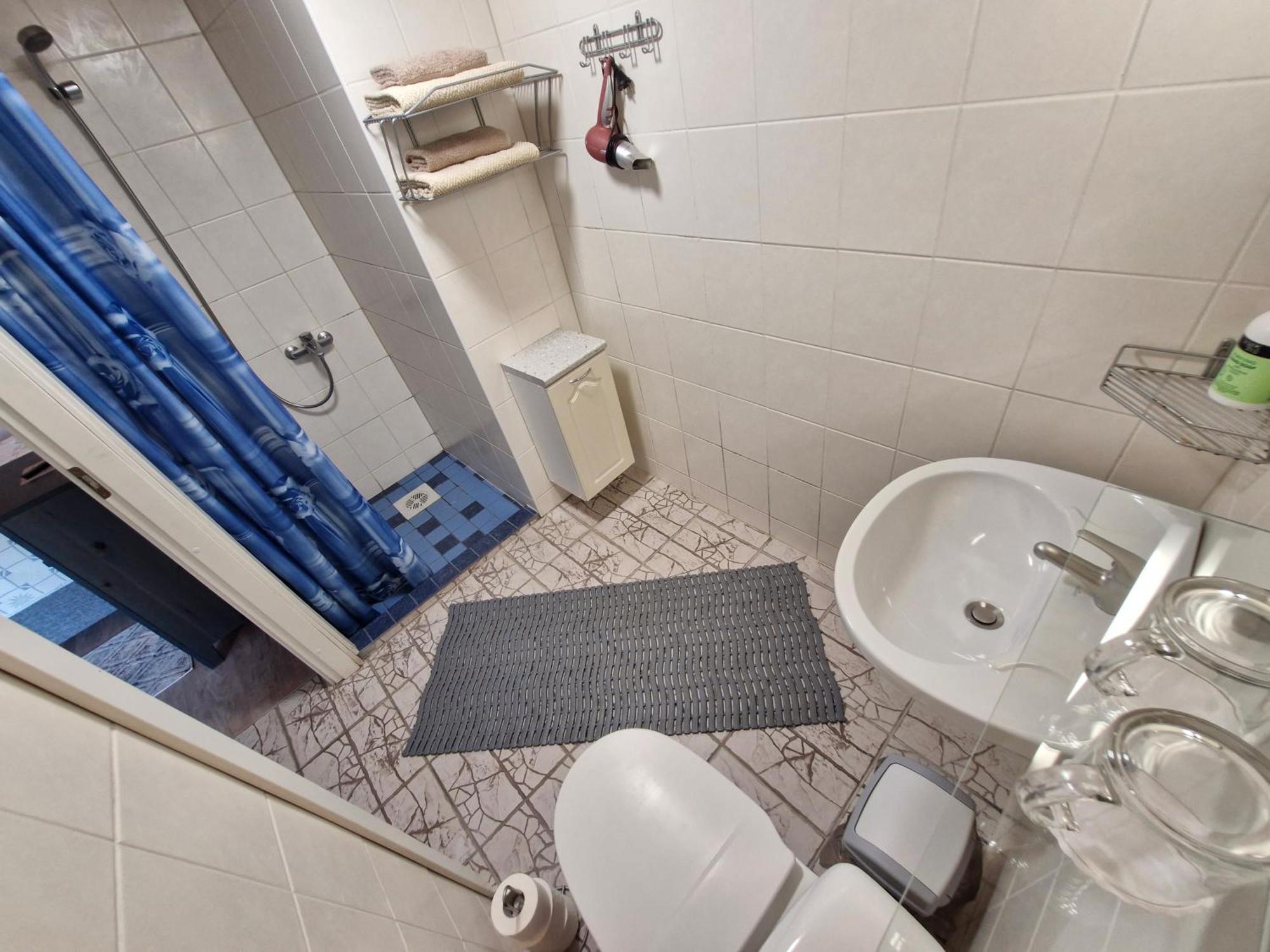 Piibelehe Guest Accommodation Kuressaare Kültér fotó